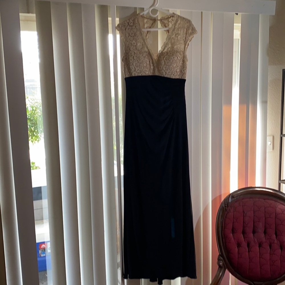 XSCAPE EVENING GOWN